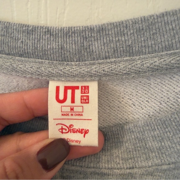 Medium Gray Sweatshirt by Uniqlo - 76% Cotton - Picture 2 of 4